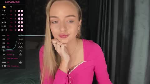 Adelina online show from 25, 11, 2025