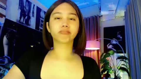 Snapshot of a_r_i_a_n_n_a chatting on 16, 10, 2025 Lovely Yana online show from 16, 10, 2025