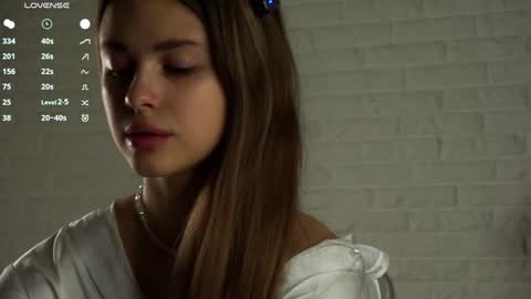 Lina online show from 28, 12, 2024