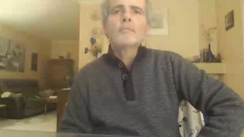 Snapshot of aalex1717 chatting on 12, 1, 2026 Aalex1717 online show from 12, 1, 2026