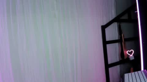 Aaliyahlayla online show from 11, 10, 2025