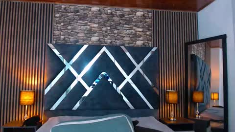 Aaron online show from 17, 9, 2025