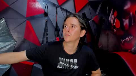 Aaron online show from 19, 12, 2025