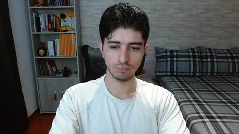 Aaron online show from 4, 11, 2025