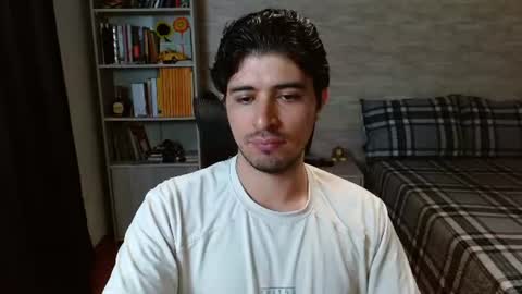 Aaron online show from 8, 7, 2026
