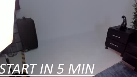 Aaron online show from 31, 12, 2024