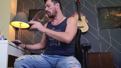 Aaron online show from 21, 12, 2025