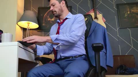 Snapshot of aaronbomer chatting on 22, 12, 2025 Aaron online show from 22, 12, 2025