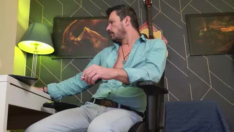 Snapshot of aaronbomer chatting on 11, 1, 2026 Aaron online show from 11, 1, 2026