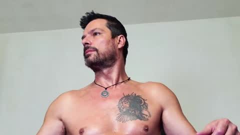 Snapshot of aaronbomer chatting on 24, 4, 2026 Aaron online show from 24, 4, 2026