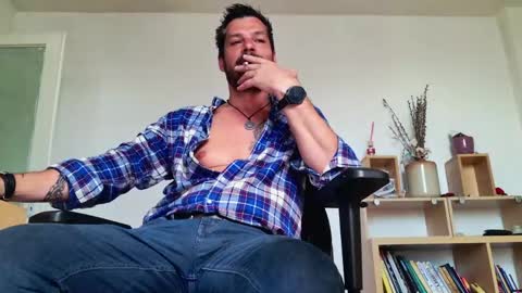 Snapshot of aaronbomer chatting on 4, 5, 2026 Aaron online show from 4, 5, 2026