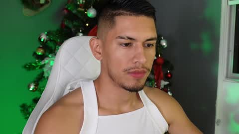 AARON  online show from 11, 12, 2024