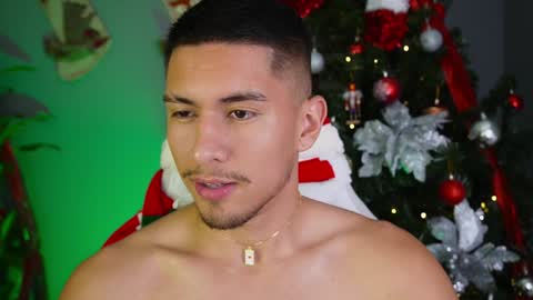 AARON  online show from 24, 12, 2024