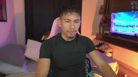 AARON  online show from 13, 5, 2026