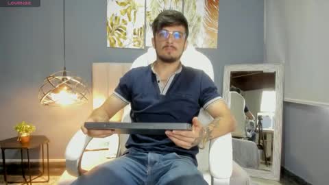 Snapshot of aaronfuentes7 chatting on 17, 9, 2025 aaronfuentes7 online show from 17, 9, 2025