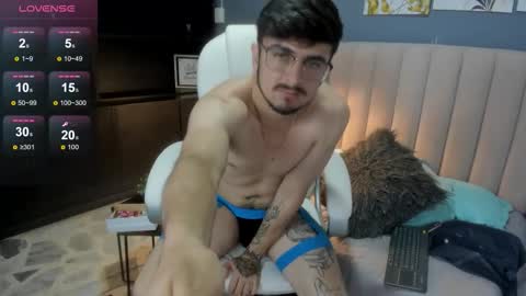 Snapshot of aaronfuentes7 chatting on 20, 9, 2025 aaronfuentes7 online show from 20, 9, 2025