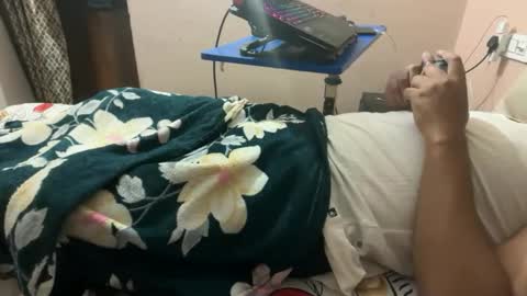 Snapshot of aaryan_sexoo chatting on 18, 9, 2025 aaryan_sexoo online show from 18, 9, 2025