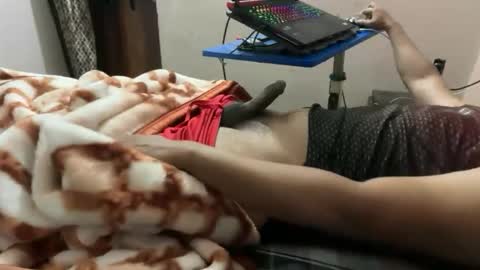 Snapshot of aaryan_sexoo chatting on 15, 10, 2025 aaryan_sexoo online show from 15, 10, 2025