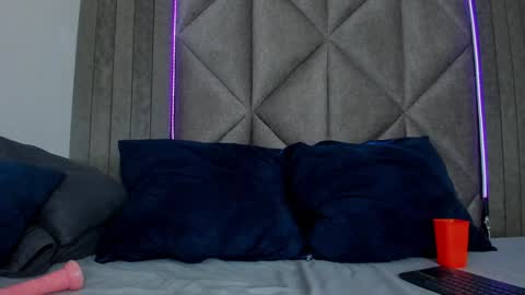   AASHLEY  online show from 20, 1, 2025