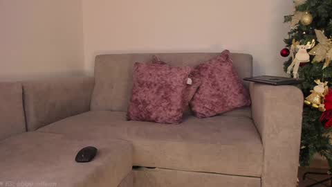 Snapshot of abbey_allen chatting on 22, 12, 2024 Abbey  IG abby allenn  04 December Online at  I will be on vacation dont forget me  See you soon   online show from 22, 12, 2024