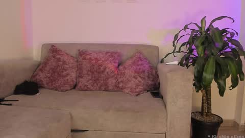 Snapshot of abbey_allen chatting on 16, 2, 2025 Abbey  IG abby allenn  04 December Online at  I will be on vacation dont forget me  See you soon   online show from 16, 2, 2025