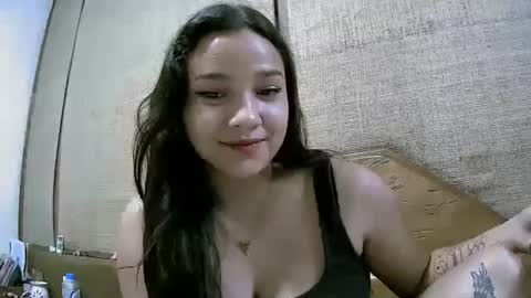 Snapshot of abbie_23 chatting on 8, 10, 2025 Abbie cute online show from 8, 10, 2025
