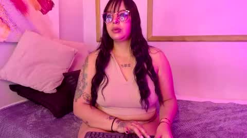 Snapshot of abbiee_gh chatting on 18, 6, 2026 Abbie online show from 18, 6, 2026