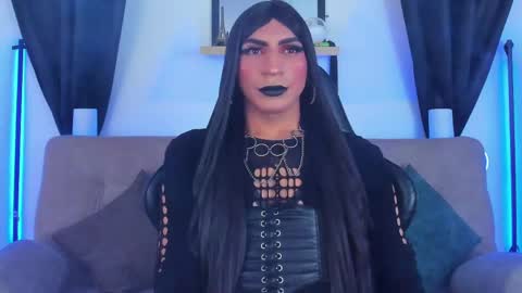 Abbigail Fuster  online show from 11, 5, 2026