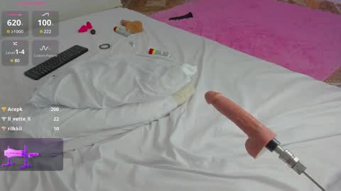 Snapshot of abby_anderson_ chatting on 1, 2, 2025 . . online show from 1, 2, 2025