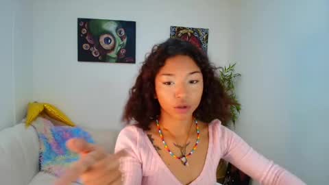 Snapshot of abby_dove1 chatting on 30, 1, 2025 Lucia online show from 30, 1, 2025