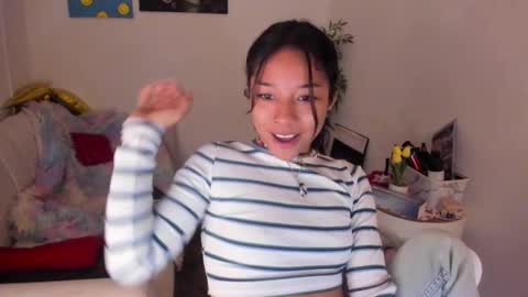 Snapshot of abby_dove1 chatting on 25, 2, 2025 Lucia online show from 25, 2, 2025