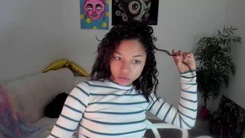 Snapshot of abby_dove1 chatting on 4, 3, 2025 Lucia online show from 4, 3, 2025