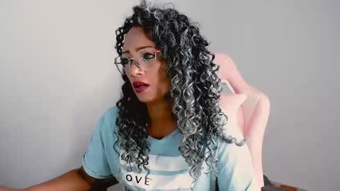 Snapshot of abby_liu chatting on 27, 2, 2025 May Imstagram online show from 27, 2, 2025