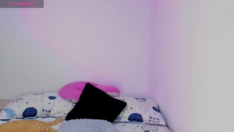 Snapshot of abby_saenz01 chatting on 8, 1, 2025 Abby Saenz online show from 8, 1, 2025