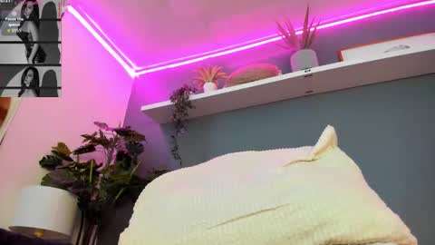 Snapshot of abby_stonee_ chatting on 29, 11, 2025 Abby online show from 29, 11, 2025