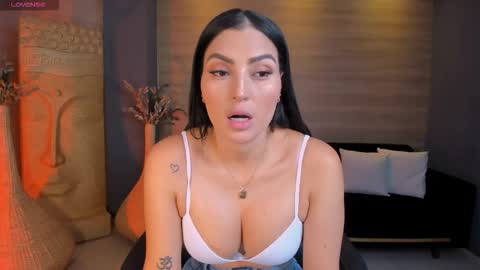 Snapshot of abbydalton chatting on 11, 9, 2025 Abby Dalton online show from 11, 9, 2025