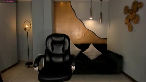 Snapshot of abbydalton chatting on 30, 10, 2025 Abby Dalton online show from 30, 10, 2025