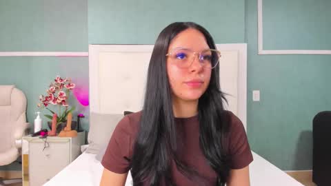 Abby Dixon  online show from 13, 2, 2026