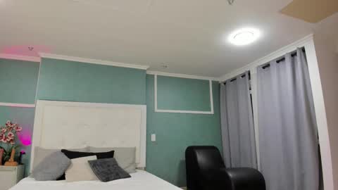 Abby Dixon  online show from 14, 2, 2026