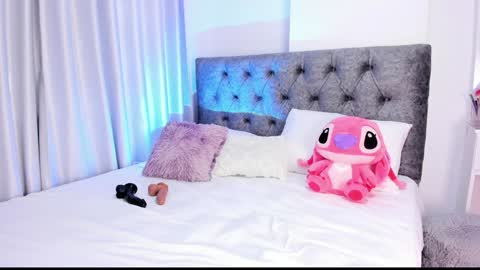 Snapshot of abbyfoxx_ chatting on 25, 1, 2025 Abby online show from 25, 1, 2025
