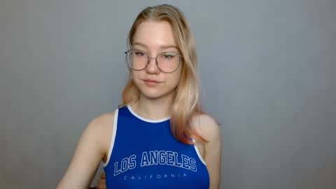 Abby Lovense is active online show from 15, 1, 2025