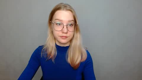 Abby Lovense is active online show from 11, 2, 2025