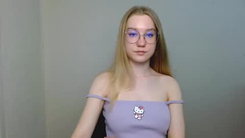 Snapshot of abbymoore__ chatting on 4, 3, 2026 Abby Lovense is active online show from 4, 3, 2026