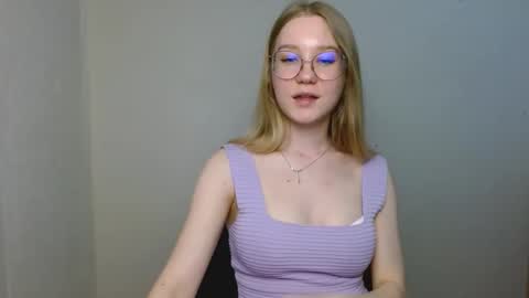 Snapshot of abbymoore__ chatting on 10, 3, 2026 Abby Lovense is active online show from 10, 3, 2026