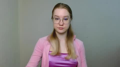 Snapshot of abbymoore__ chatting on 30, 3, 2026 Abby Lovense is active online show from 30, 3, 2026