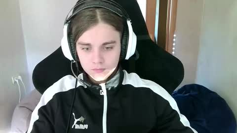 Snapshot of abbysal_blade chatting on 12, 10, 2025 abbysal_blade online show from 12, 10, 2025