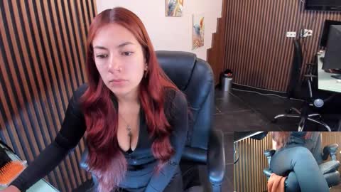 Abby Stones online show from 24, 10, 2025