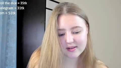 Snapshot of abbywyte chatting on 14, 12, 2024 Abby Stream at Sat Sun Mon Fri online show from 14, 12, 2024