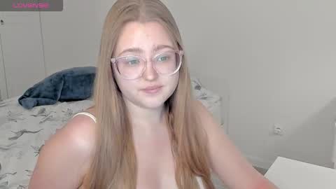 Abby    Stream at Sat  Sun  Mon  Fri online show from 14, 12, 2025