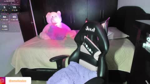 Snapshot of abbyxlee chatting on 6, 3, 2025     online show from 6, 3, 2025